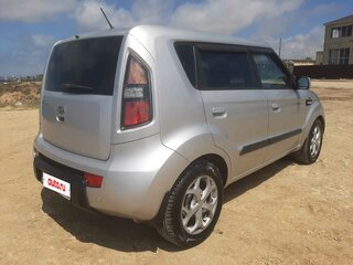 2009 Kia Soul I, серебристый, 750000 рублей, вид 4