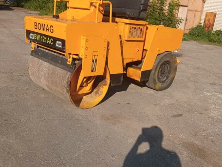 1998 Bomag BW 121, жёлтый, 1350000 рублей, вид 5