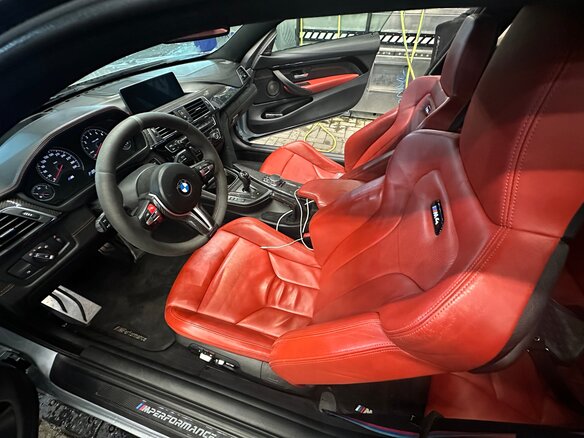 2017 BMW M4 F82/F83 Рестайлинг, серебристый, 6000000 рублей - вид 17
