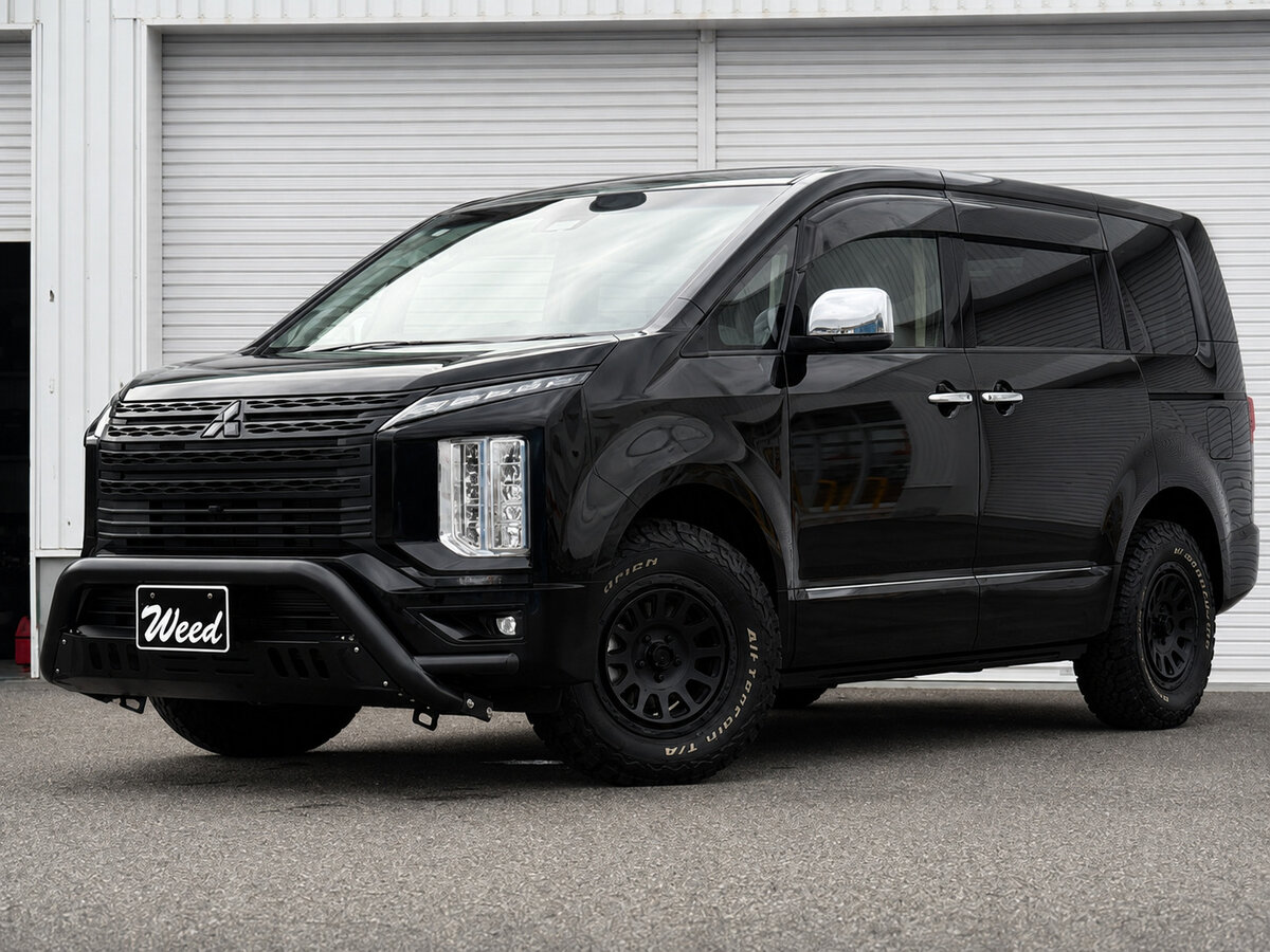 Открыть фотографии: Mitsubishi Delica D:5 I Рестайлинг