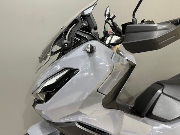 2023 Honda ADV350, серый, 700000 рублей - вид 7