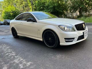 2013 Mercedes-Benz C-Класс 250 III (W204) Рестайлинг, белый, 1900000 рублей, вид 4