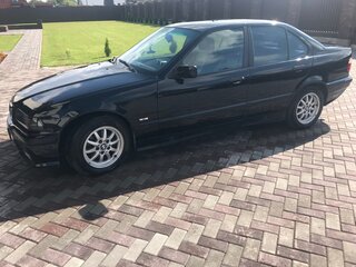 1997 BMW 3 серии 323i III (E36), чёрный, 1500000 рублей, вид 4