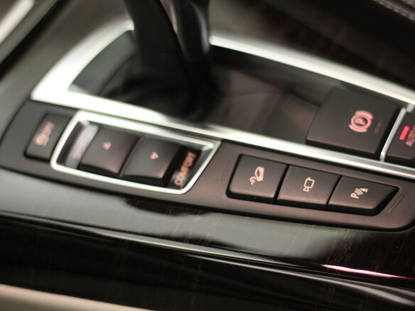 2013 BMW 6 серии 640i xDrive III (F06/F13/F12), красный - вид 13