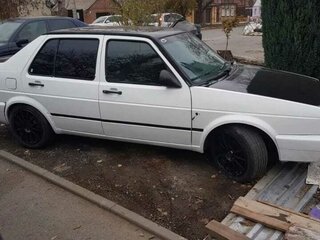1990 Volkswagen Jetta KAT II, белый, 185000 рублей, вид 3