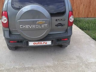 2014 Chevrolet Niva I Рестайлинг, серый, 730000 рублей, вид 2