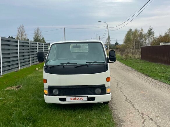 1998 Toyota Dyna, белый, 900000 рублей - вид 12