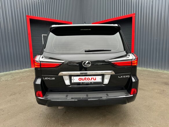 2016 Lexus LX 570 III Рестайлинг 2, чёрный, 8399000 рублей - вид 12