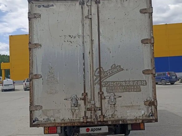 1998 Isuzu Elf (N-series), белый, 880000 рублей - вид 12