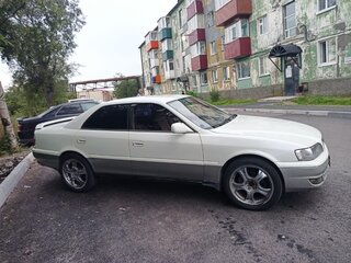 1998 Toyota Chaser VI (X100) Рестайлинг, белый, 750000 рублей, вид 3
