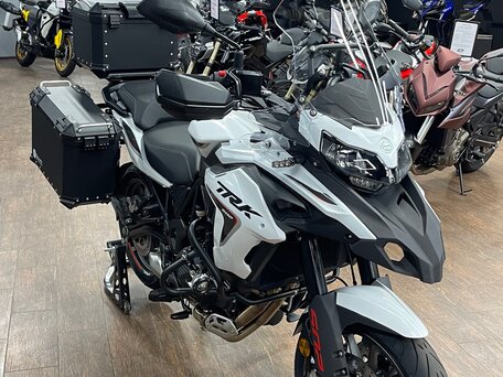 2026 Benelli TRK 502, белый, 629000 рублей, вид 5