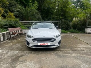 2017 Ford Fusion (North America) II Рестайлинг, белый, 1350000 рублей, вид 1