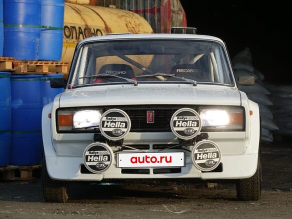 2008 Lada (ВАЗ) 2105, белый, 1500000 рублей - вид 36