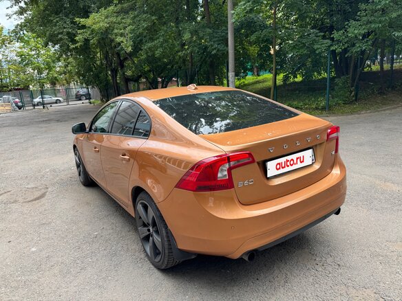 2013 Volvo S60 II Рестайлинг, оранжевый - вид 7