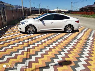2012 Hyundai Grandeur V, белый, 1350000 рублей, вид 3