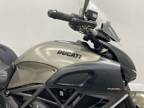 2013 Ducati Diavel, серый, 799000 рублей - вид 18