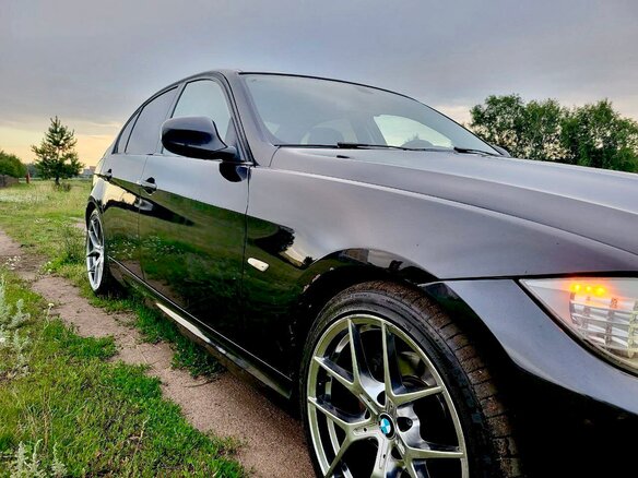 2011 BMW 3 серии 318i V (E90/E91/E92/E93) Рестайлинг, чёрный, 1050000 рублей - вид 9