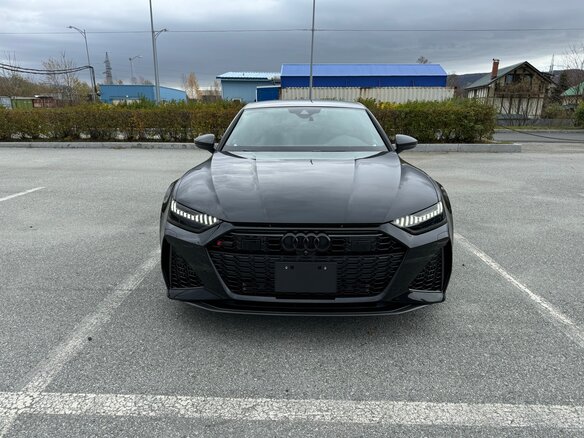 2020 Audi RS 7 II (4K), чёрный, 13400000 рублей - вид 2