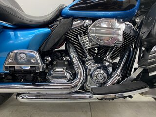 2011 Harley-Davidson Electra Glide, синий, 765000 рублей, вид 4
