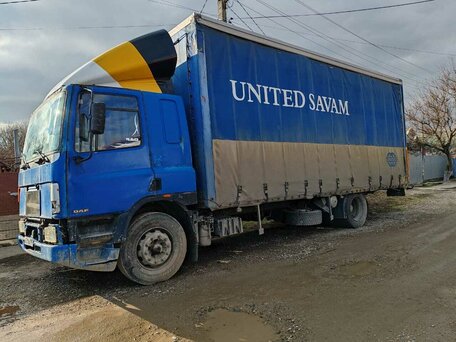 1996 DAF CF 75, синий, 700000 рублей, вид 4