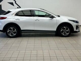 2021 Kia XCeed I, белый, 2500000 рублей, вид 3