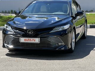 2019 Toyota Camry VIII (XV70), чёрный, 2650000 рублей, вид 1