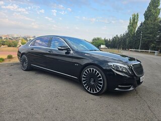 2016 Mercedes-Benz Maybach S-Класс 400 I (X222), чёрный, 3390000 рублей, вид 2