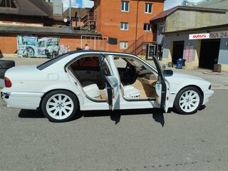 1995 BMW 7 серии Long 730Li III (E38), белый, 650000 рублей, вид 5