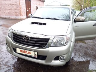 2012 Toyota Hilux VII Рестайлинг, серебристый, 2100000 рублей, вид 1