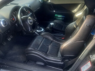 2000 Audi TT I (8N), чёрный, 900000 рублей, вид 5