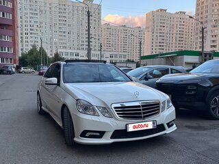 2011 Mercedes-Benz E-Класс 250 7G-Tronic IV (W212, S212, C207), белый, 1699000 рублей, вид 4