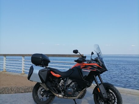 2017 KTM 1090 Adventure, оранжевый, 1550000 рублей, вид 4