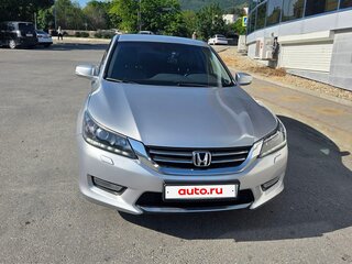2013 Honda Accord IX, серебристый, 1550000 рублей, вид 3