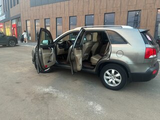 2012 Kia Sorento II, серебристый, 1350000 рублей, вид 4