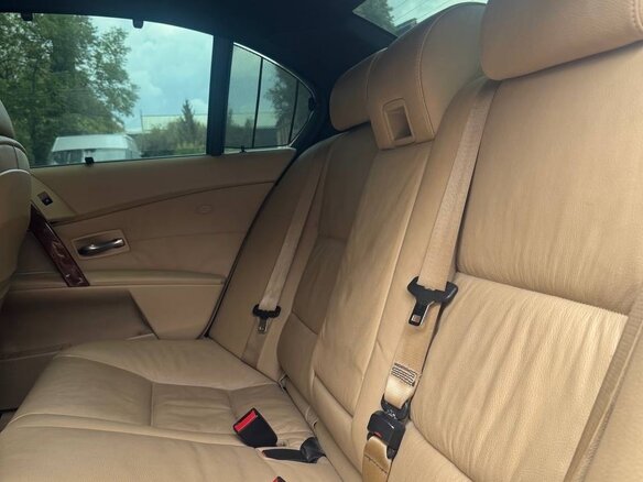 2005 BMW 5 серии 530xi V (E60/E61), чёрный, 1070000 рублей - вид 13