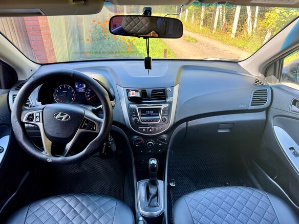 2015 Hyundai Solaris I Рестайлинг, чёрный - вид 10