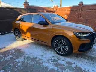2018 Audi Q8 55 TFSI I (4M), оранжевый, 6550000 рублей, вид 4