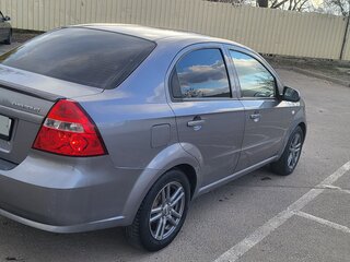 2008 Chevrolet Aveo I Рестайлинг, серый, 480000 рублей, вид 3