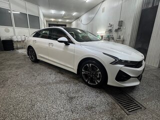 2022 Kia K5 III, белый, 4000000 рублей, вид 4
