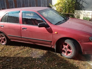 1997 Nissan Almera I (N15), красный, 250000 рублей, вид 3