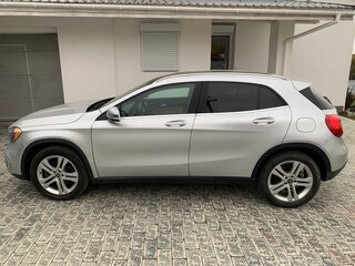 2018 Mercedes-Benz GLA 250 I (X156) Рестайлинг, серый, 3100000 рублей, вид 4