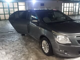 2014 Chevrolet Cobalt II, серый, 650000 рублей, вид 1
