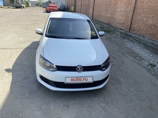 2012 Volkswagen Polo V, белый, 700000 рублей, вид 1