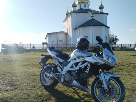2003 Suzuki SV 1000, серебристый, 400000 рублей, вид 1