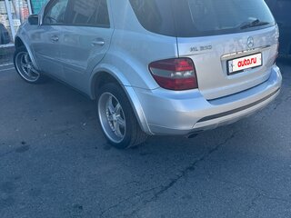 2005 Mercedes-Benz M-Класс 350 II (W164), серый, 1050000 рублей, вид 3