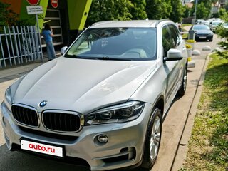 2014 BMW X5 30d III (F15), серый, 3900000 рублей, вид 2