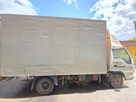 1996 Isuzu ELF KV600, серебристый, 550000 рублей, вид 3