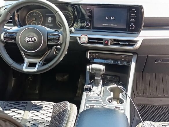 2020 Kia K5 III, белый, 2000000 рублей - вид 5