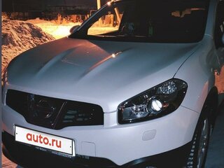 2013 Nissan Qashqai I Рестайлинг, белый, 1299000 рублей, вид 2