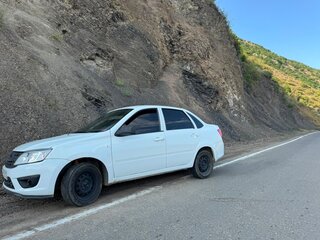 2013 Lada (ВАЗ) Granta I, белый, 260000 рублей, вид 5
